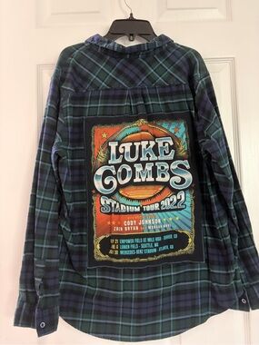 Luke Combs Concert Flannel XL
